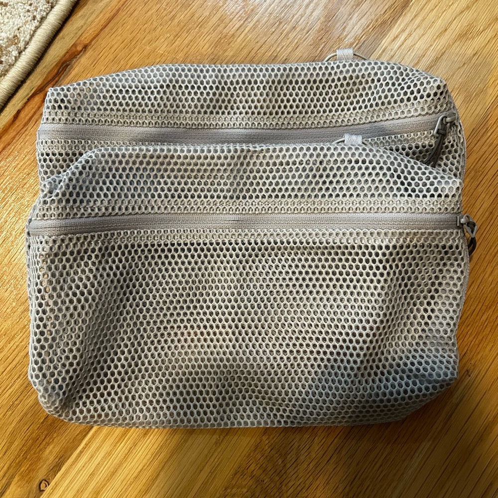 2x Muji Gray Mesh Travel Bag